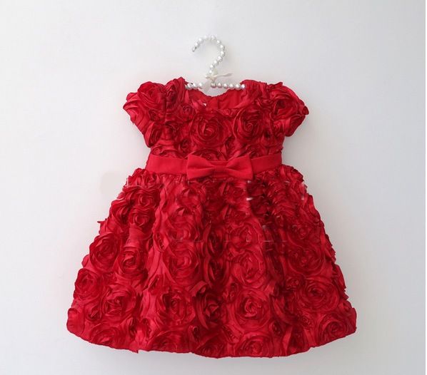 Vestido Vermelho com Flores